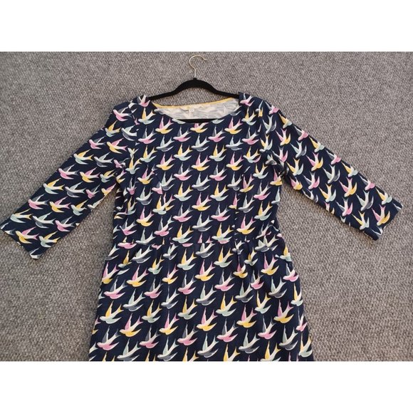Boden Dress Womens Sz 12 R Blue Bird Print Doves 3/4 Sleeve Pockets Knit Casual - Picture 2 of 12